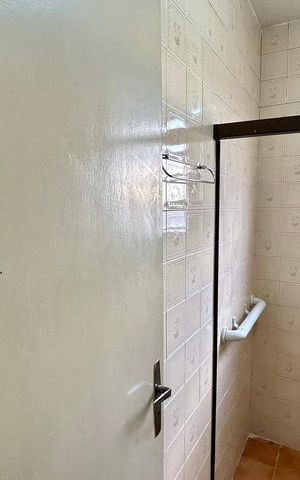 Casa à venda com 125m², 3 quartos e 1 vaga Casa à venda com 125m², 3 quartos e 1 vagaBanheiro 1
