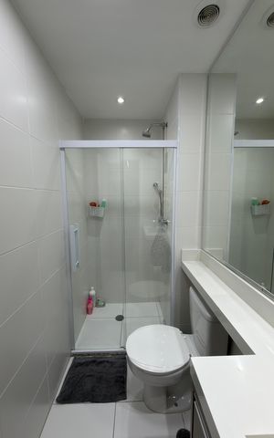 Apartamento à venda com 75m², 3 quartos e 2 vagas Apartamento à venda com 75m², 3 quartos e 2 vagasBanheiro Social
