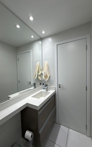 Apartamento à venda com 75m², 3 quartos e 2 vagas Apartamento à venda com 75m², 3 quartos e 2 vagasBanheiro Social