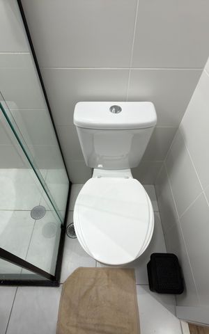 Apartamento à venda com 75m², 3 quartos e 2 vagas Apartamento à venda com 75m², 3 quartos e 2 vagasQuarto 1 - Suíte Banheiro
