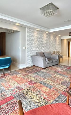 Apartamento para alugar com 160m², 3 quartos e 1 vaga Apartamento para alugar com 160m², 3 quartos e 1 vagaSala