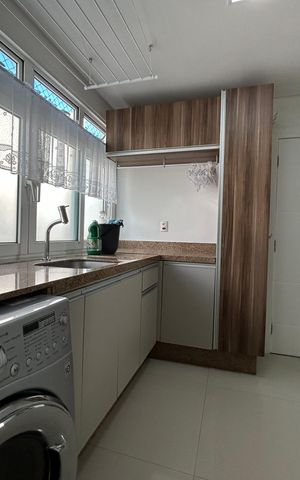 Apartamento para alugar com 160m², 3 quartos e 1 vaga Apartamento para alugar com 160m², 3 quartos e 1 vagaÁrea de Serviço