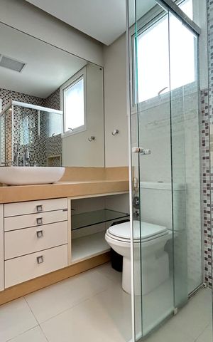 Apartamento para alugar com 160m², 3 quartos e 1 vaga Apartamento para alugar com 160m², 3 quartos e 1 vagaBanheiro suíte 2
