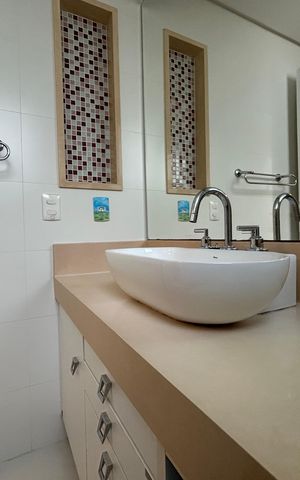 Apartamento para alugar com 160m², 3 quartos e 1 vaga Apartamento para alugar com 160m², 3 quartos e 1 vagaBanheiro suíte 2