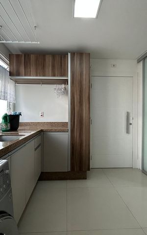 Apartamento para alugar com 160m², 3 quartos e 1 vaga Apartamento para alugar com 160m², 3 quartos e 1 vagaÁrea de Serviço