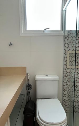 Apartamento para alugar com 160m², 3 quartos e 1 vaga Apartamento para alugar com 160m², 3 quartos e 1 vagaBanheiro suíte 2