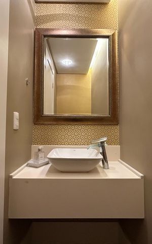Apartamento para alugar com 160m², 3 quartos e 1 vaga Apartamento para alugar com 160m², 3 quartos e 1 vagaLavabo