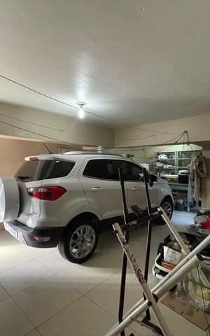 Casa à venda com 180m², 3 quartos e 2 vagas