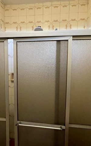 Casa à venda com 180m², 3 quartos e 2 vagas