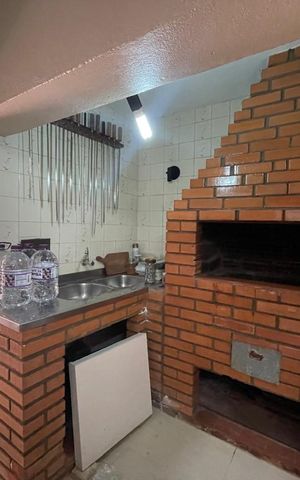 Casa à venda com 180m², 3 quartos e 2 vagas