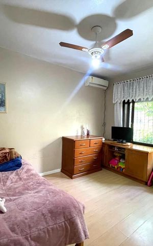 Casa à venda com 180m², 3 quartos e 2 vagas