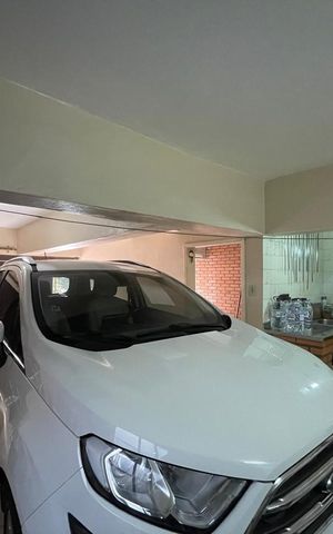 Casa à venda com 180m², 3 quartos e 2 vagas