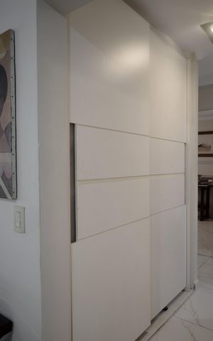 Apartamento para alugar com 115m², 3 quartos e 1 vagaArmário corredor