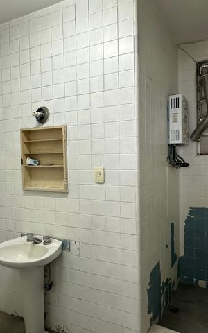Apartamento para alugar com 70m², 1 quarto e sem vaga Apartamento para alugar com 70m², 1 quarto e sem vagaBanheiro