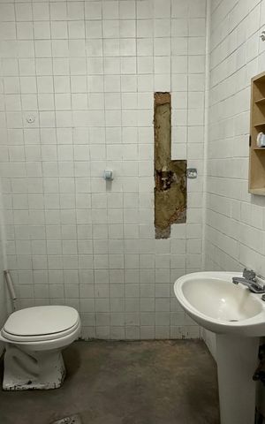 Apartamento para alugar com 70m², 1 quarto e sem vaga Apartamento para alugar com 70m², 1 quarto e sem vagaBanheiro