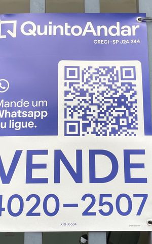 Casa à venda com 100m², 4 quartos e 2 vagas Casa à venda com 100m², 4 quartos e 2 vagasXRHX 584