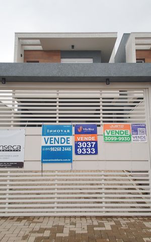 Casa à venda com 158m², 3 quartos e 1 vagaFachada