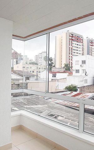 Apartamento à venda com 87m², 2 quartos e 1 vagaSala - Detalhe Varanda / Churrasqueira
