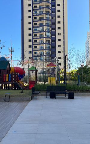 Apartamento à venda com 145m², 4 quartos e 3 vagas Apartamento à venda com 145m², 4 quartos e 3 vagasÁrea comum