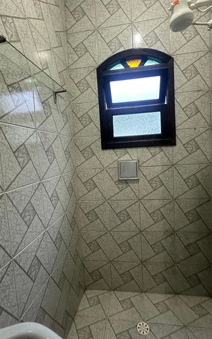 Casa para alugar com 400m², 5 quartos e 5 vagas Casa para alugar com 400m², 5 quartos e 5 vagasBanheiro 1