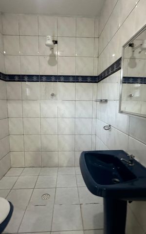 Casa para alugar com 400m², 5 quartos e 5 vagas Casa para alugar com 400m², 5 quartos e 5 vagasBanheiro da Suíte 1