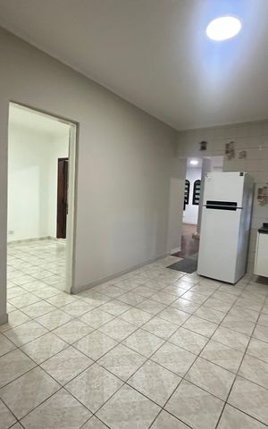 Casa para alugar com 400m², 5 quartos e 5 vagas Casa para alugar com 400m², 5 quartos e 5 vagasCozinha