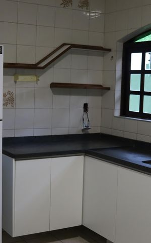 Casa para alugar com 400m², 5 quartos e 5 vagas Casa para alugar com 400m², 5 quartos e 5 vagasCozinha