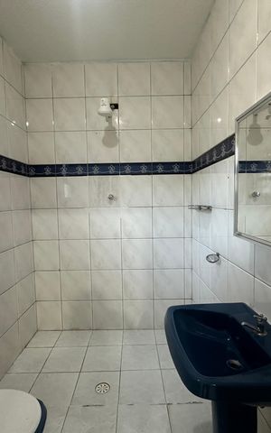 Casa para alugar com 400m², 5 quartos e 5 vagas Casa para alugar com 400m², 5 quartos e 5 vagasBanheiro da Suíte 1