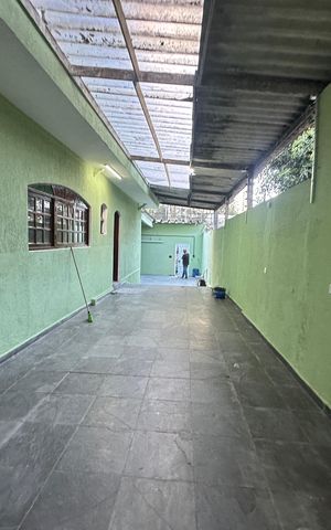 Casa para alugar com 400m², 5 quartos e 5 vagas Casa para alugar com 400m², 5 quartos e 5 vagasQuintal