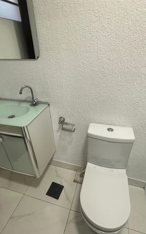 Casa para alugar com 400m², 5 quartos e 5 vagas Casa para alugar com 400m², 5 quartos e 5 vagasBanheiro da Suíte 2