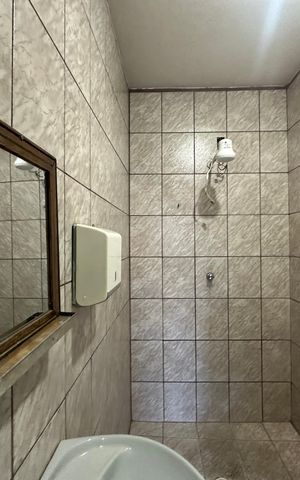 Casa para alugar com 400m², 5 quartos e 5 vagas Casa para alugar com 400m², 5 quartos e 5 vagasBanheiro 3