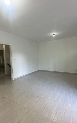 Casa para alugar com 400m², 5 quartos e 5 vagas Casa para alugar com 400m², 5 quartos e 5 vagasSuíte 1