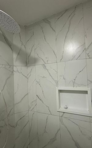 Casa para alugar com 400m², 5 quartos e 5 vagas Casa para alugar com 400m², 5 quartos e 5 vagasBanheiro da Suíte 2