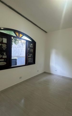 Casa para alugar com 400m², 5 quartos e 5 vagas Casa para alugar com 400m², 5 quartos e 5 vagasQuarto 2