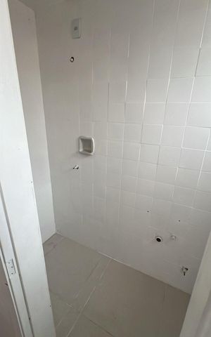 Apartamento para alugar com 80m², 3 quartos e sem vaga Apartamento para alugar com 80m², 3 quartos e sem vagaBanheiro