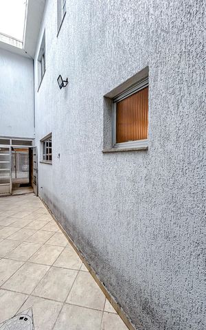 Casa para alugar com 150m², 3 quartos e 2 vagasÁrea externa