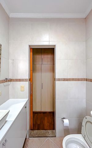 Casa para alugar com 150m², 3 quartos e 2 vagasBanheiro da Suíte