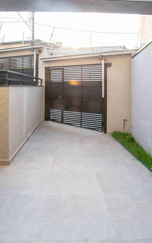 Casa de condomínio à venda com 60m², 2 quartos e 1 vagaGaragem