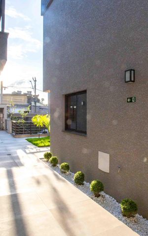 Casa de condomínio à venda com 60m², 2 quartos e 1 vagaÁrea comum