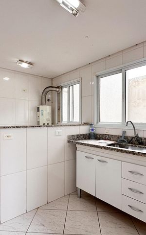 Apartamento à venda com 55m², 2 quartos e 1 vaga Apartamento à venda com 55m², 2 quartos e 1 vagaCozinha