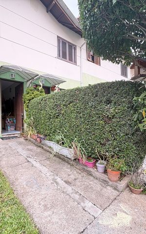 Casa de condomínio à venda com 100m², 2 quartos e 1 vaga Casa de condomínio à venda com 100m², 2 quartos e 1 vagaGaragem