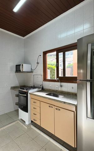 Casa de condomínio à venda com 100m², 2 quartos e 1 vaga Casa de condomínio à venda com 100m², 2 quartos e 1 vagaÁrea comum - Salão de festas