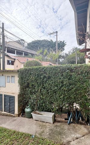 Casa de condomínio à venda com 100m², 2 quartos e 1 vaga Casa de condomínio à venda com 100m², 2 quartos e 1 vagaGaragem