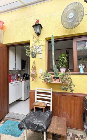 Casa de condomínio à venda com 100m², 2 quartos e 1 vaga Casa de condomínio à venda com 100m², 2 quartos e 1 vagaÁrea de Serviço/ Churrasqueira