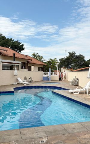Casa de condomínio à venda com 100m², 2 quartos e 1 vaga Casa de condomínio à venda com 100m², 2 quartos e 1 vagaÁrea comum - Piscina
