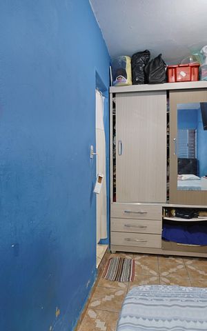 Casa para alugar com 72m², 1 quarto e 1 vagaQuarto