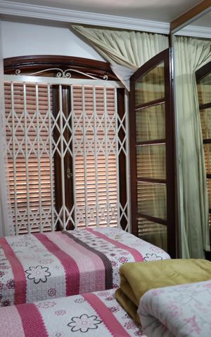 Casa à venda com 600m², 5 quartos e 7 vagasQuarto