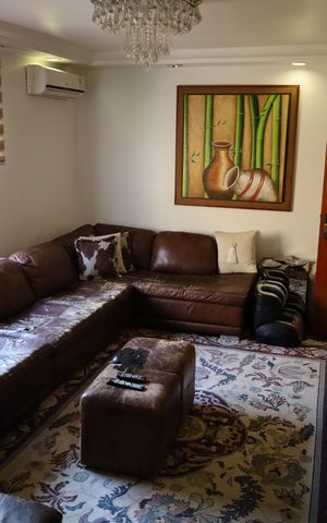 Casa à venda com 600m², 5 quartos e 7 vagasSala 2