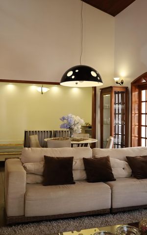 Casa à venda com 600m², 5 quartos e 7 vagasSala