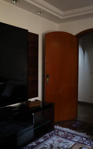 Casa à venda com 600m², 5 quartos e 7 vagasSala 2